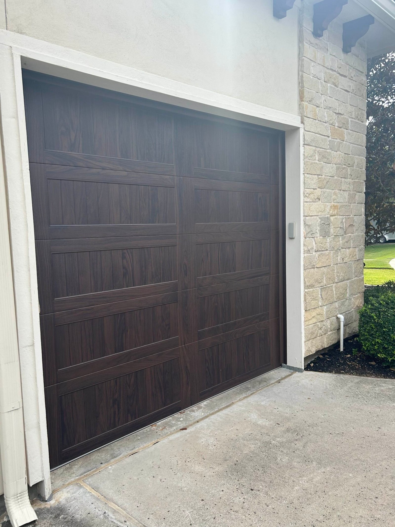 xoszdwvgnm5gj6bjrzzh